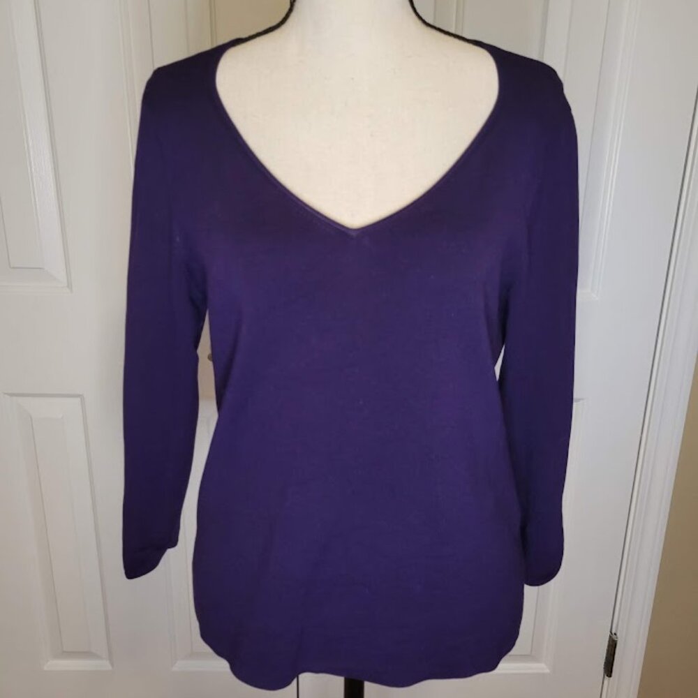 Ann Taylor Deep Purple V-Neck Sweater with Side Knot Detail – Size L